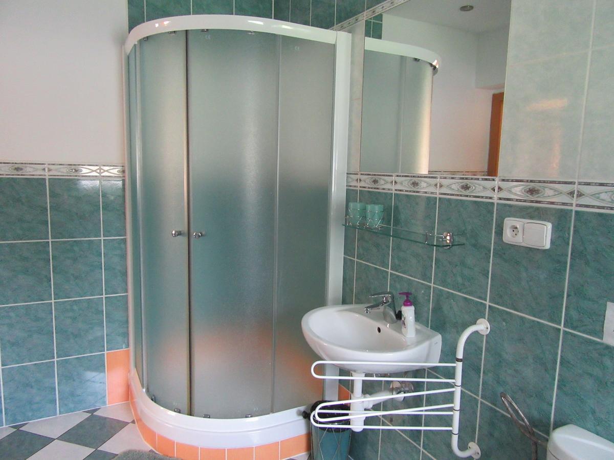 Dvoraku Apartment